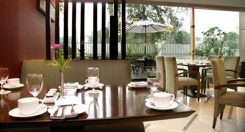 Muse Sarovar Portico Nehru Place Нью-Дели Экстерьер фото
