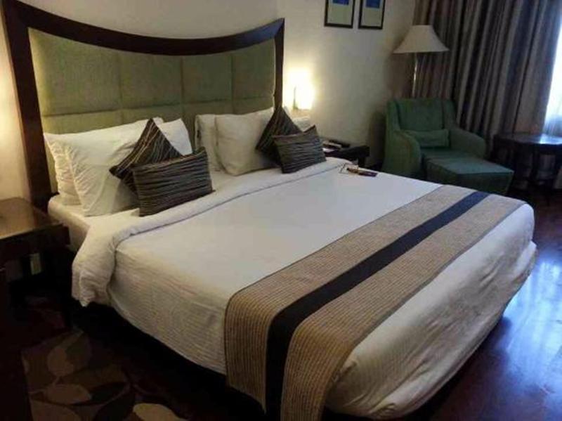 Muse Sarovar Portico Nehru Place Нью-Дели Экстерьер фото