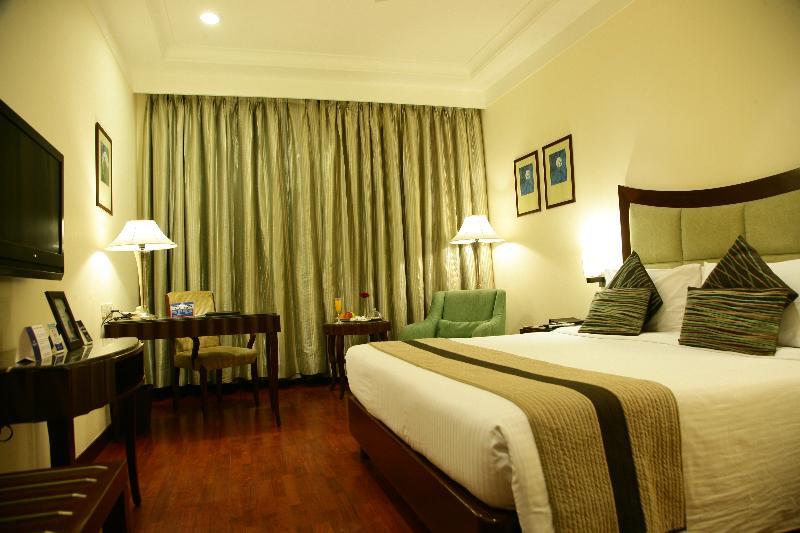 Muse Sarovar Portico Nehru Place Нью-Дели Экстерьер фото